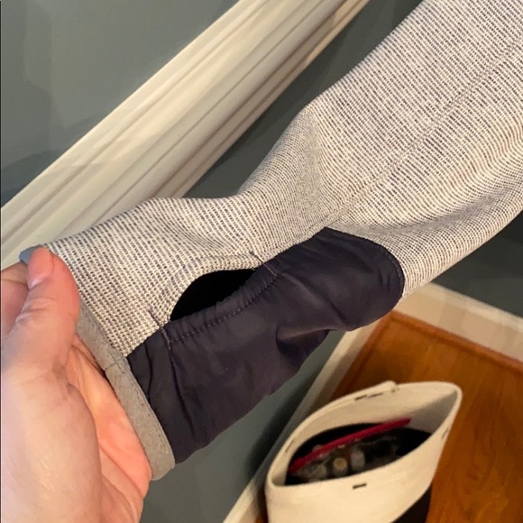 Under Armour Cold Gear hooded jacket - Picture 3 of 6